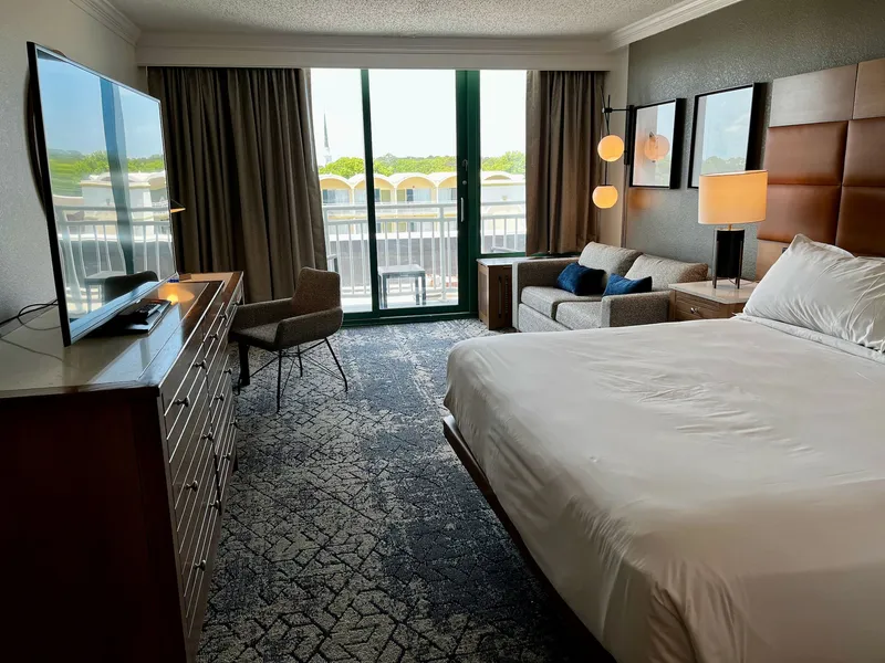 Sheraton Virginia Beach Oceanfront Hotel hotel detail image 6