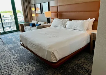 Sheraton Virginia Beach Oceanfront Hotel hotel thumbnail 8