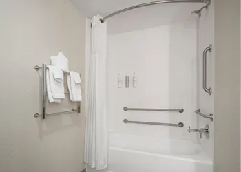 Hilton Garden Inn Virginia Beach Town Center hotel thumbnail 6