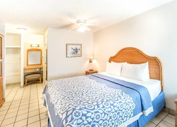 Days Inn by Wyndham Maui Oceanfront hotel thumbnail 8