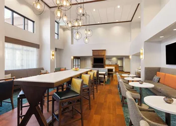 Hampton Inn & Suites Savannah-Airport hotel thumbnail 2