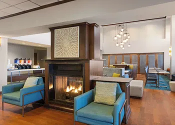 Hampton Inn & Suites Savannah-Airport hotel thumbnail 3