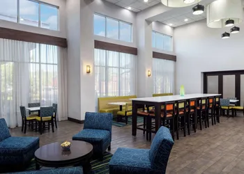 Hampton Inn & Suites Savannah - I-95 South - Gateway hotel thumbnail 2