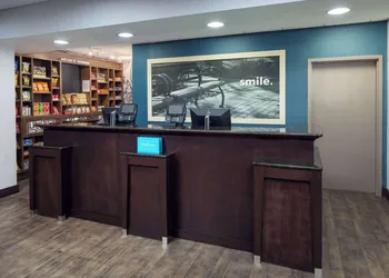 Hampton Inn & Suites Savannah - I-95 South - Gateway hotel thumbnail 4