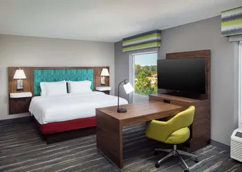 Hampton Inn & Suites Savannah - I-95 South - Gateway hotel thumbnail 7