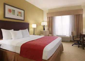 Country Inn & Suites by Radisson, Savannah I-95 North, GA hotel thumbnail 7