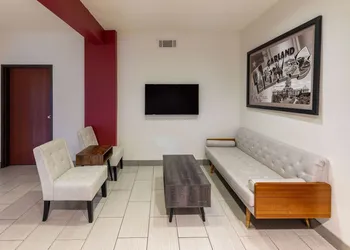 Super 8 by Wyndham Garland/Rowlett/East Dallas Area hotel thumbnail 5