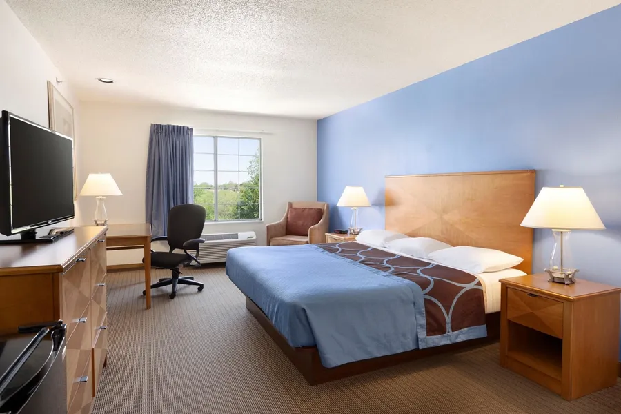 Super 8 by Wyndham Garland/Rowlett/East Dallas Area hotel detail image 6