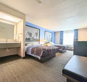 Super 8 by Wyndham Garland/Rowlett/East Dallas Area hotel detail image 7