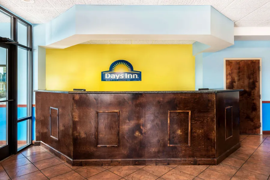 Days Inn by Wyndham Richmond Hill/Savannah hotel detail image 2