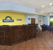 Days Inn by Wyndham Richmond Hill/Savannah hotel detail image 3