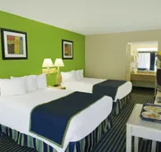 Days Inn by Wyndham Richmond Hill/Savannah hotel detail image 5