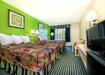 Days Inn by Wyndham Richmond Hill/Savannah hotel thumbnail 6