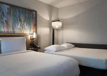 Marriott Savannah Riverfront hotel thumbnail 5