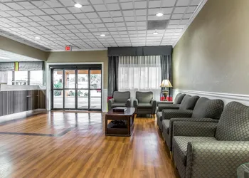 Quality Inn Savannah Midtown hotel thumbnail 3