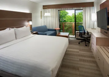 Holiday Inn Express Hilton Head Island by IHG hotel thumbnail 5