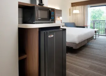 Holiday Inn Express Hilton Head Island by IHG hotel thumbnail 7