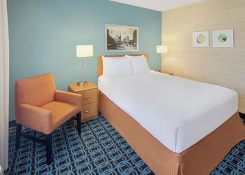 Fairfield Inn & Suites by Marriott Austin-University Area hotel thumbnail 4