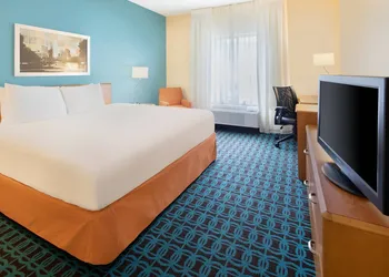 Fairfield Inn & Suites by Marriott Austin-University Area hotel thumbnail 8