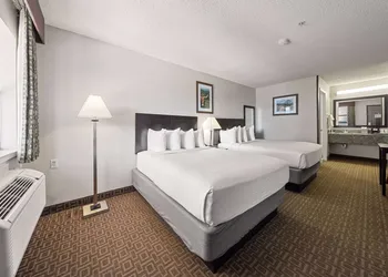 Days Inn by Wyndham Round Rock hotel thumbnail 4