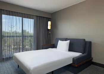 Courtyard by Marriott Austin The Domain Area hotel thumbnail 4