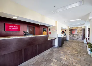 Red Roof Inn San Marcos hotel thumbnail 2