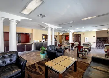 Red Roof Inn San Marcos hotel thumbnail 6