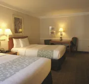 Super 8 by Wyndham Austin South / I-35 hotel detail image 4
