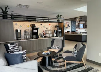 Atwell Suites Austin Airport by IHG hotel thumbnail 6