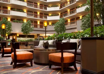 Embassy Suites by Hilton Austin Arboretum hotel thumbnail 3