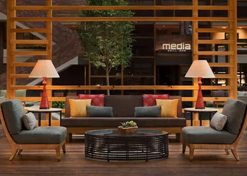 Hilton Anatole hotel thumbnail 3