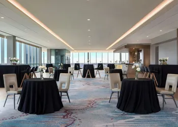 Renaissance Dallas Hotel hotel thumbnail 5
