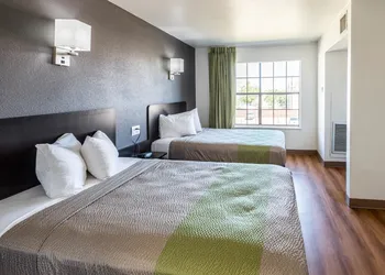 Studio 6 Arlington, TX hotel thumbnail 7