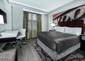 Hotel Indigo Dallas Downtown by IHG hotel thumbnail 8