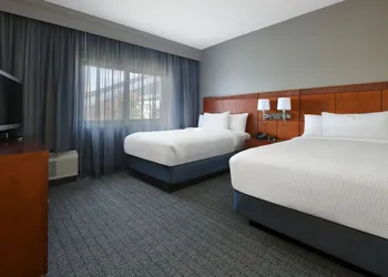 Courtyard by Marriott Dallas Las Colinas hotel thumbnail 8