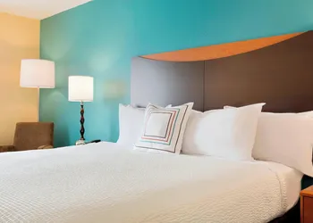 Fairfield Inn & Suites Dallas Plano hotel thumbnail 6