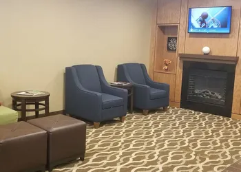 Comfort Inn & Suites North Dallas - Addison hotel thumbnail 2