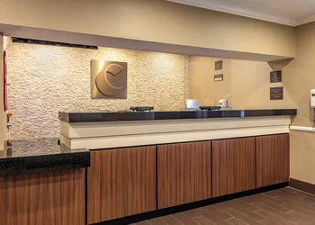 Comfort Inn & Suites North Dallas - Addison hotel thumbnail 4
