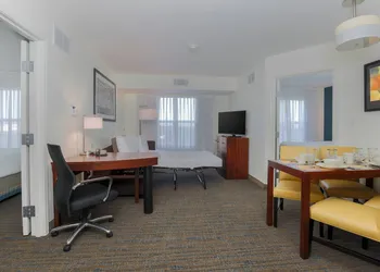 Residence Inn by Marriott Dallas Arlington South hotel thumbnail 4