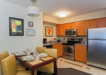 Residence Inn by Marriott Dallas Arlington South hotel thumbnail 8