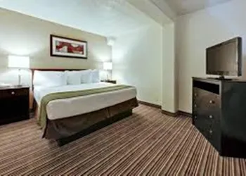 Hawthorn Extended Stay by Wyndham Richardson hotel thumbnail 8