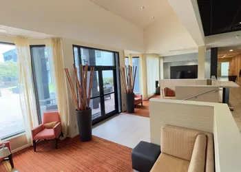 Super 8 by Wyndham Dallas Love Field Airport hotel thumbnail 8