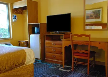 Americas Best Value Inn Addison Dallas hotel thumbnail 7