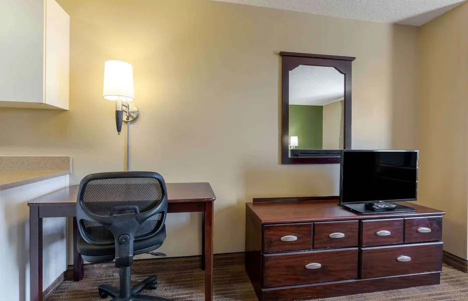 Extended Stay America Suites Dallas Greenville Avenue hotel detail image 6