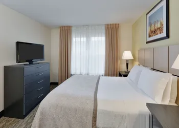Candlewood Suites Market Center by IHG hotel thumbnail 2