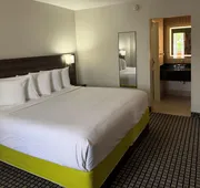 SureStay by Best Western Irving Grapevine DFW North hotel detail image 7