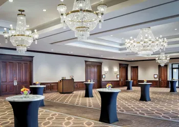 Sheraton DFW Airport Hotel hotel thumbnail 2