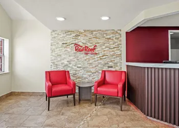 Red Roof Inn & Suites Euless - DFW Airport Southwest hotel thumbnail 3