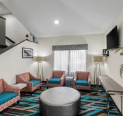 Clarion Inn & Suites DFW North hotel detail image 3