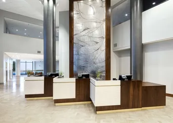 DoubleTree by Hilton Dallas Near the Galleria hotel thumbnail 2